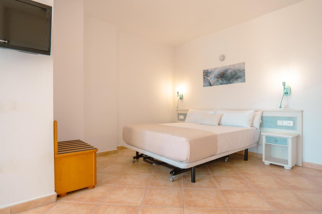 Rosamar Ibiza Hotel (Adults Only) Sant Antoni de Portmany Dış mekan fotoğraf